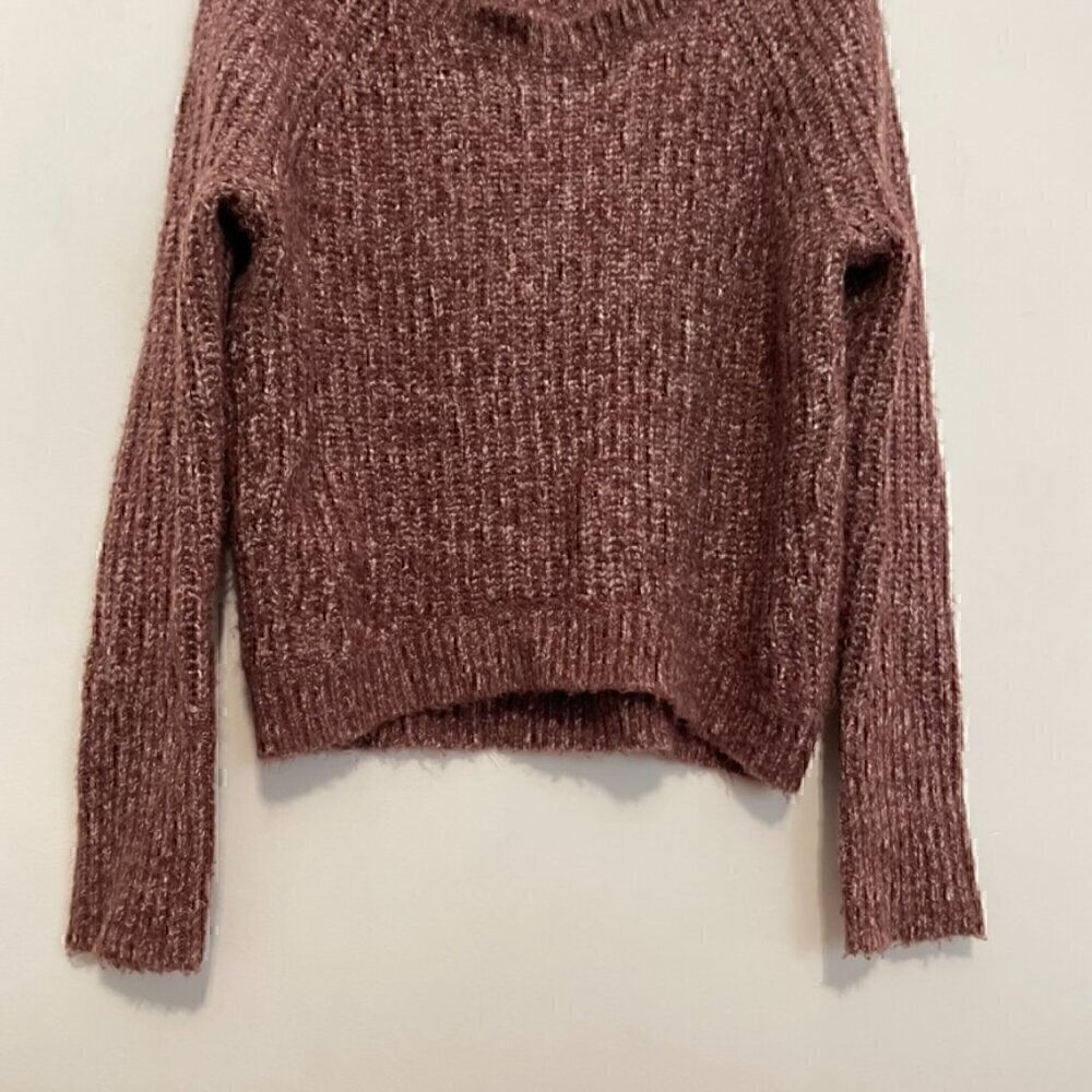 EXPRESS Purple White Marled Fuzzy Chunky Knit Thumbholes Round Neck Sweater XS - Picture 4 of 12